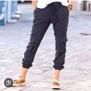Sundance Katia Eyelet Lace Black Cropped Cargo Joggers Summer Airy
